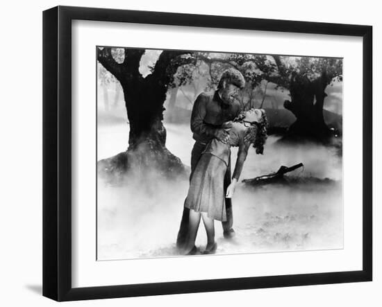 The Wolf Man, Lon Chaney Jr., Evelyn Ankers, 1941-null-Framed Photo