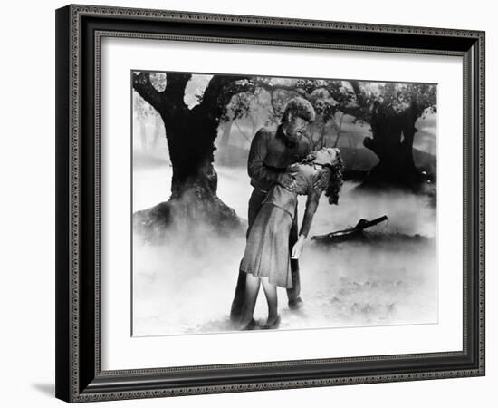 The Wolf Man, Lon Chaney Jr., Evelyn Ankers, 1941-null-Framed Photo