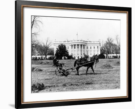 This is an Undated View of the White House Building-null-Framed Photographic Print