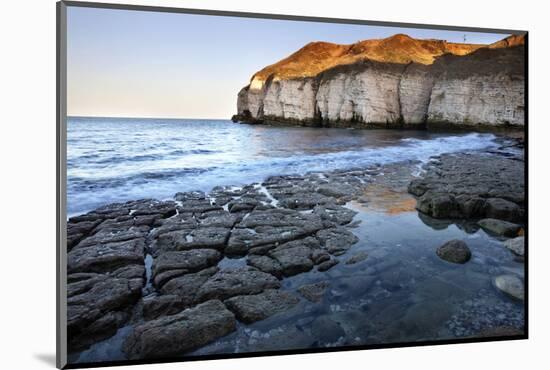 Thornwick Bay at Sunset-Mark Sunderland-Mounted Photographic Print