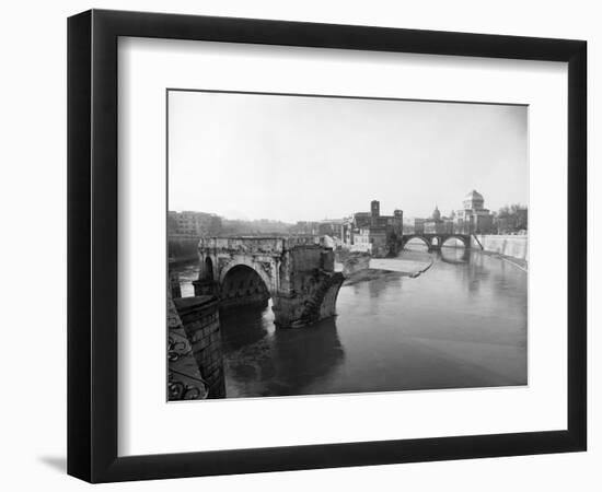 Tiber River in Rome-Bettmann-Framed Photographic Print