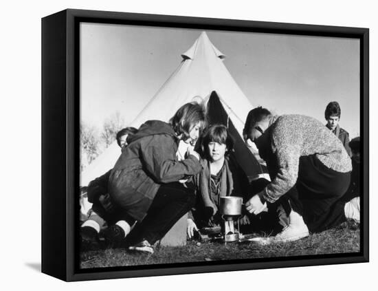 Time to Brew Up at a Winter Camp for Schoolchildren-Henry Grant-Framed Premier Image Canvas