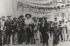 Campesinos Reading El Machete, Mexico City, 1929-Tina Modotti-Framed Giclee Print