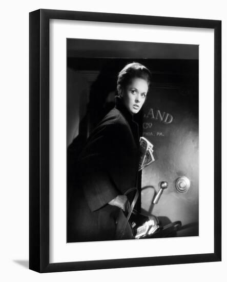 Tippi Hedren. "Marnie" [1964], Directed by Alfred Hitchcock.-null-Framed Photographic Print