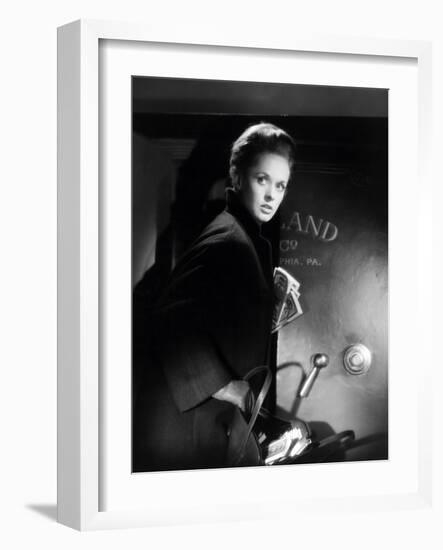 Tippi Hedren. "Marnie" [1964], Directed by Alfred Hitchcock.-null-Framed Photographic Print