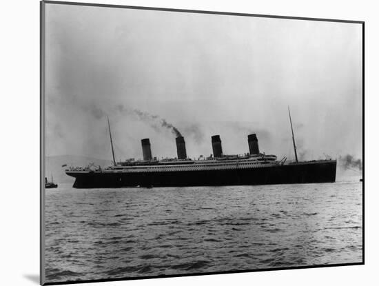 Titanic Leaves Belfast-null-Mounted Photographic Print