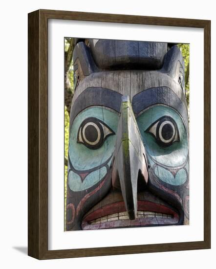 Tlingit Totem, Pioneer Square, Seattle, Washington State, United States of America, North America-De Mann Jean-Pierre-Framed Photographic Print