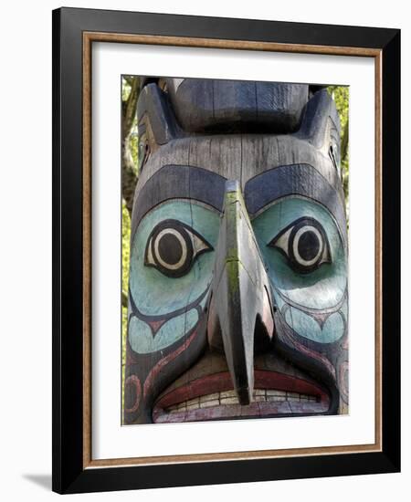 Tlingit Totem, Pioneer Square, Seattle, Washington State, United States of America, North America-De Mann Jean-Pierre-Framed Photographic Print