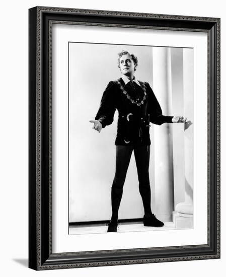 To Be Or Not to Be, Jack Benny, 1942, Hamlet-null-Framed Photo