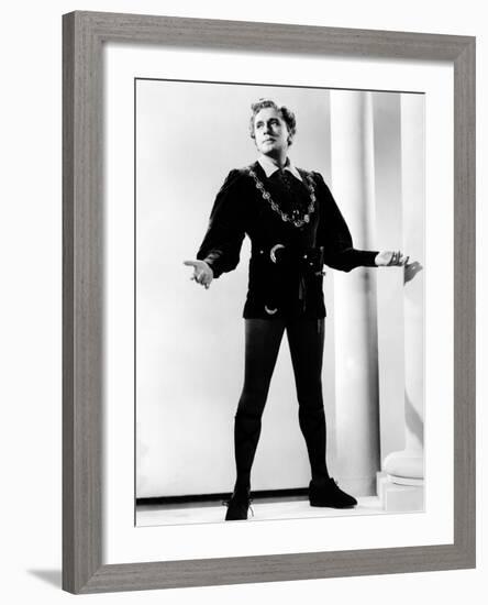 To Be Or Not to Be, Jack Benny, 1942, Hamlet-null-Framed Photo