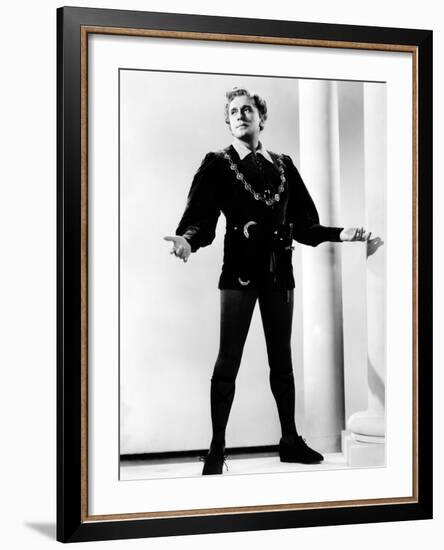 To Be Or Not to Be, Jack Benny, 1942, Hamlet-null-Framed Photo