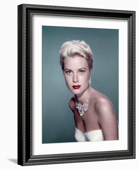 To Catch a Thief 1955 Directed by Alfred Hitchcock Grace Kelly-null-Framed Photo