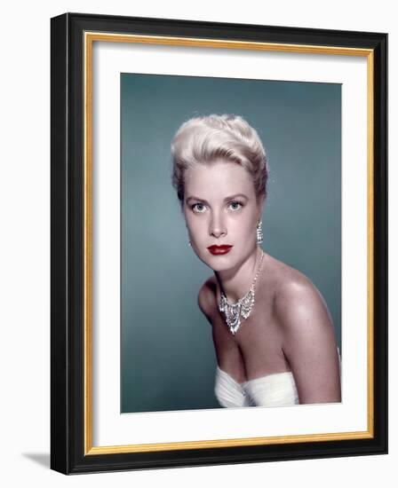 To Catch a Thief 1955 Directed by Alfred Hitchcock Grace Kelly-null-Framed Photo