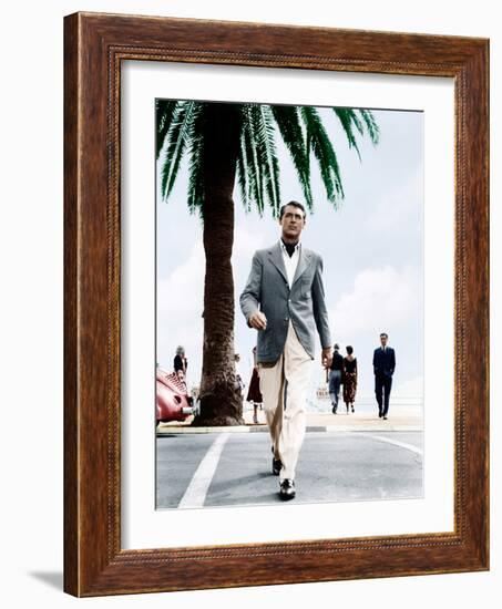 TO CATCH A THIEF, Cary Grant, 1955-null-Framed Photo