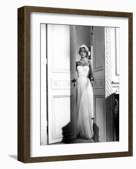 To Catch a Thief, Grace Kelly, 1955-null-Framed Premium Photographic Print