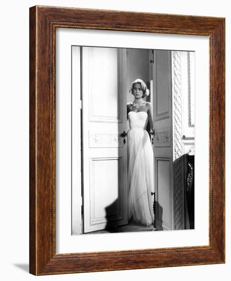 To Catch a Thief, Grace Kelly, 1955-null-Framed Premium Photographic Print