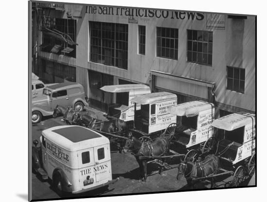 To Conserve Tires, the San Francisco News Is Beginning to Use 4 Horses and Wagons for Deliveries-null-Mounted Photographic Print