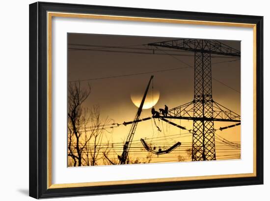 To Polish the Sun-P R-Framed Photographic Print