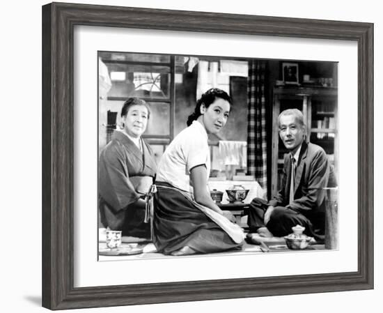 Tokyo Story, (aka Tokyo Monogatari), Chieko Higashiyama, Setsuko Hara, Chishu Ryu, 1953-null-Framed Photo