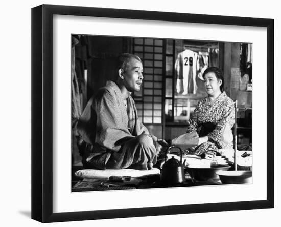 Tokyo Story, (AKA Tokyo Monogatari), Chishu Ryu, Chieko Higashiyama, 1953-null-Framed Photo