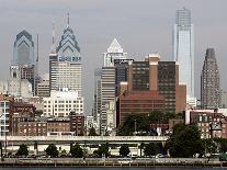 Philly Skyline Debate-Tom Mihalek-Framed Photographic Print