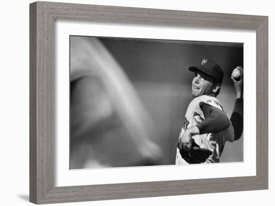 Tom Seaver (1944-)-null-Framed Giclee Print