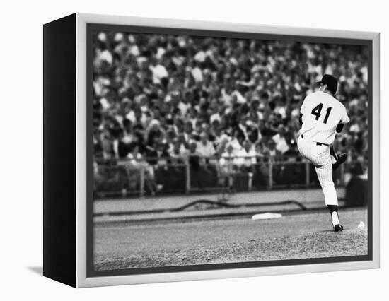 Tom Seaver (1944-)-null-Framed Premier Image Canvas