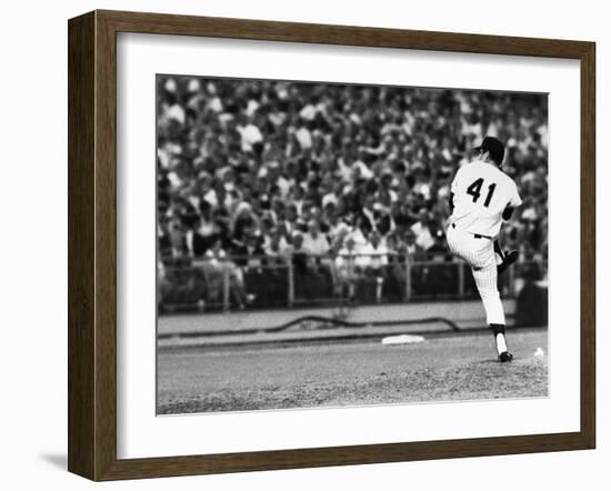 Tom Seaver (1944-)-null-Framed Giclee Print