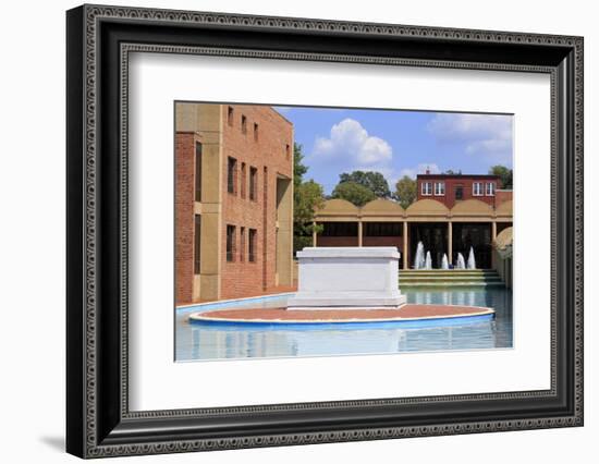 Tomb, Martin Luther King Jr. National Historic Site, Atlanta, Georgia, United States of America-Richard Cummins-Framed Photographic Print