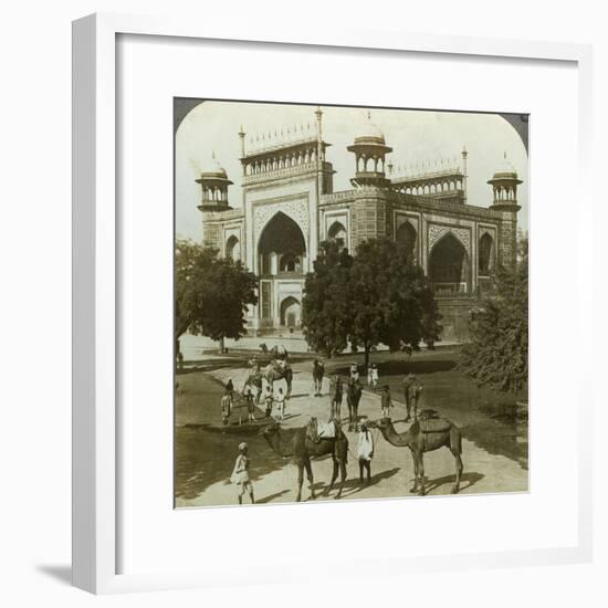 Tomb of Akbar, Sikandarah, Uttar Pradesh, India, C1900s-Underwood & Underwood-Framed Photographic Print
