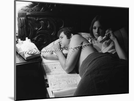 Tony Roberts and Diane Keaton PLAY IT AGA SAM, 1972 directed by Woody Allen (b/w photo)-null-Mounted Photo