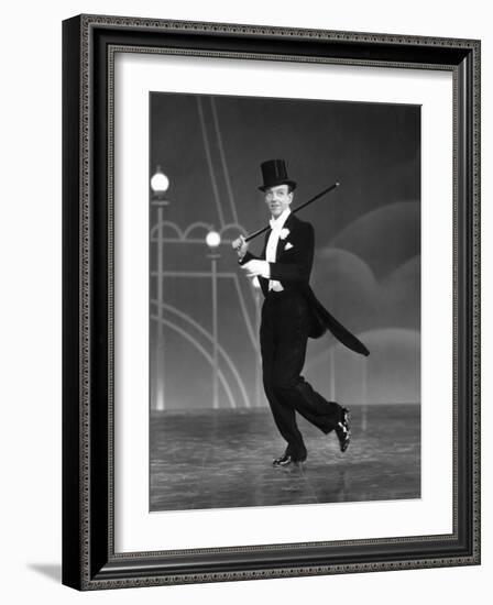 Top Hat, Fred Astaire, 1935-null-Framed Photo