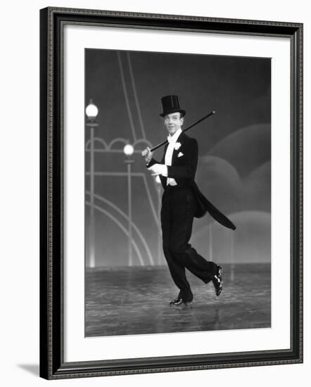 Top Hat, Fred Astaire, 1935-null-Framed Photo