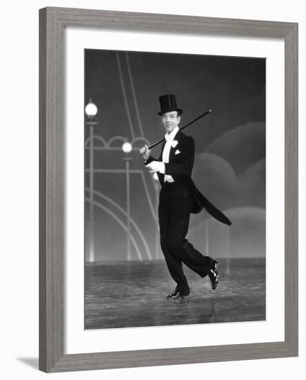 Top Hat, Fred Astaire, 1935-null-Framed Photo