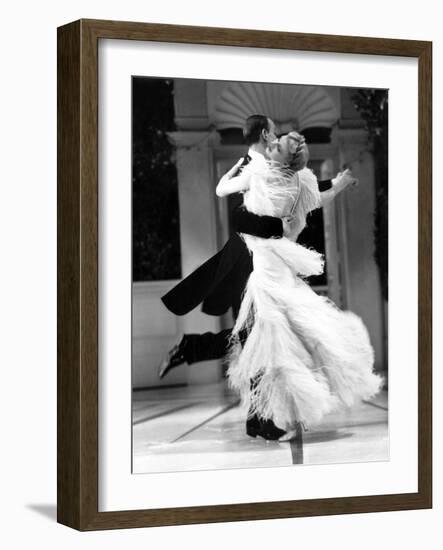 Top Hat, Fred Astaire, Ginger Rogers, 1935-null-Framed Premium Photographic Print