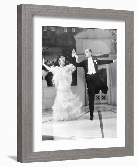 Top Hat, L-R: Ginger Rogers, Fred Astaire, 1935-null-Framed Photo