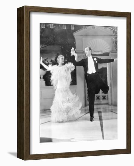 Top Hat, L-R: Ginger Rogers, Fred Astaire, 1935-null-Framed Photo