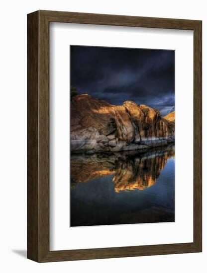 Top Light-Bob Larson-Framed Art Print