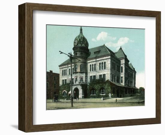 Topeka, Kansas - Exterior View of Rock Island Depot-Lantern Press-Framed Art Print