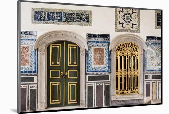 Topkapi Palace, Sultanahmet, Istanbul, Turkey-Ben Pipe-Mounted Photographic Print