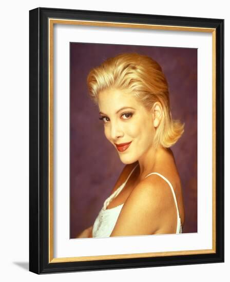 TORI SPELLING. "Beverly Hills, 90210" [1990].-null-Framed Photographic Print