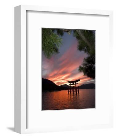 'Torii Shrine Gate in the Sea, Miyajima Island, Honshu, Japan ...