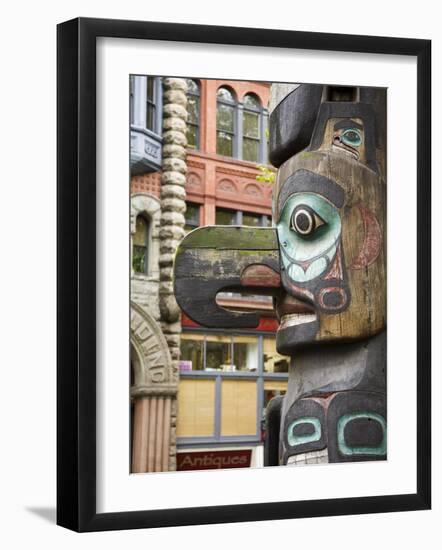 Totem Pole in Pioneer Square, Seattle, Washington State, United States of America, North America-Richard Cummins-Framed Photographic Print