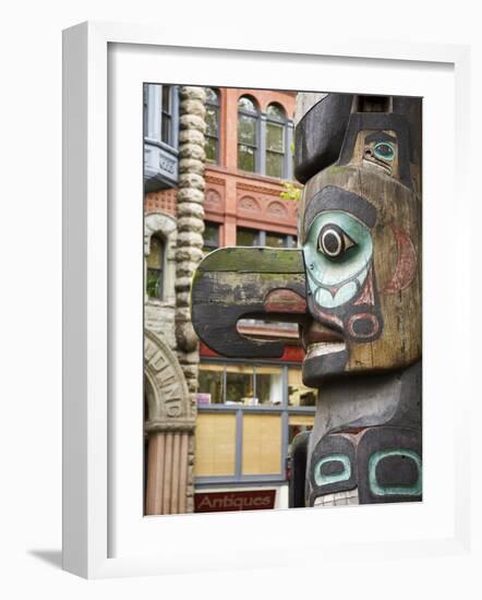 Totem Pole in Pioneer Square, Seattle, Washington State, United States of America, North America-Richard Cummins-Framed Photographic Print
