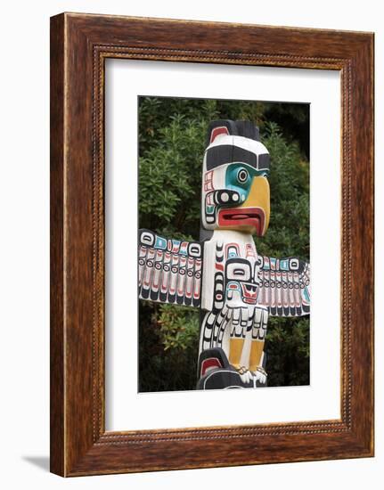 Totem Pole, Stanley Park, Vancouver, British Columbia, Canada, North America-Richard Cummins-Framed Photographic Print