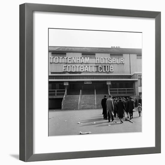 Tottenham Football Club, 1962-Monte Fresco O.B.E.-Framed Premium Photographic Print