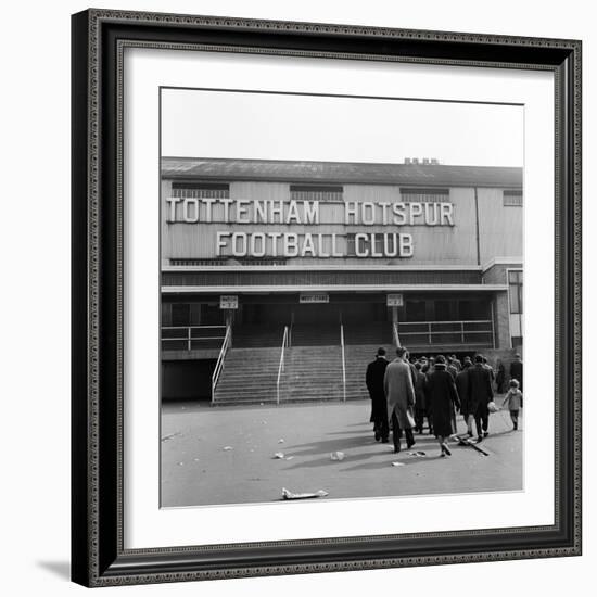 Tottenham Football Club, 1962-Monte Fresco O.B.E.-Framed Photographic Print