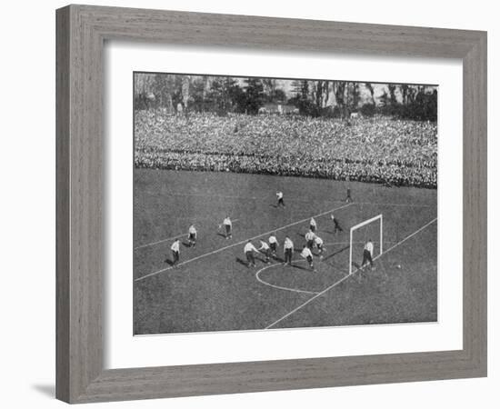 Tottenham Hotspur vs Sheffield United-null-Framed Photographic Print