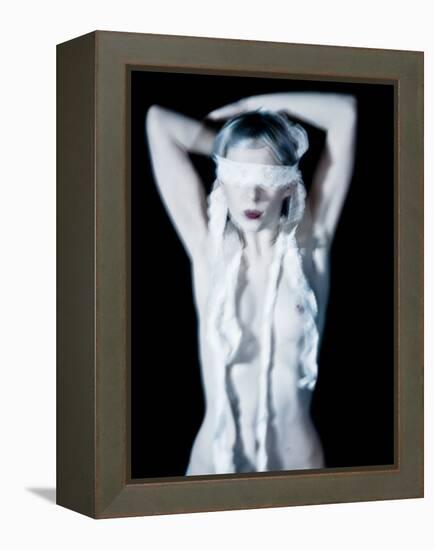 Touch-India Hobson-Framed Premier Image Canvas