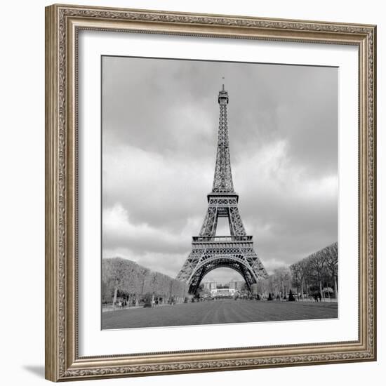 Tour Eiffel #16-Alan Blaustein-Framed Photographic Print